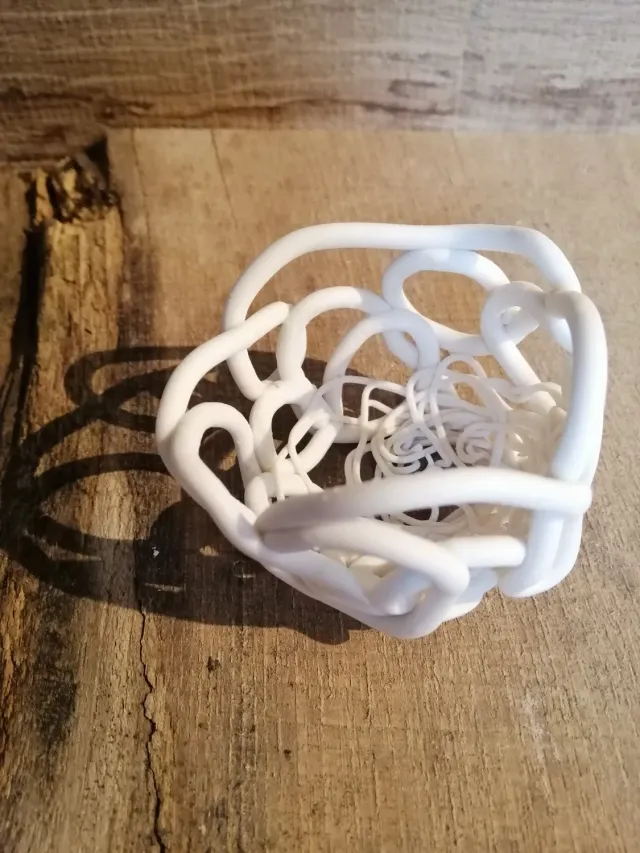 Sandrine Ramona Mini pièce porcelaine blanche 6 cm