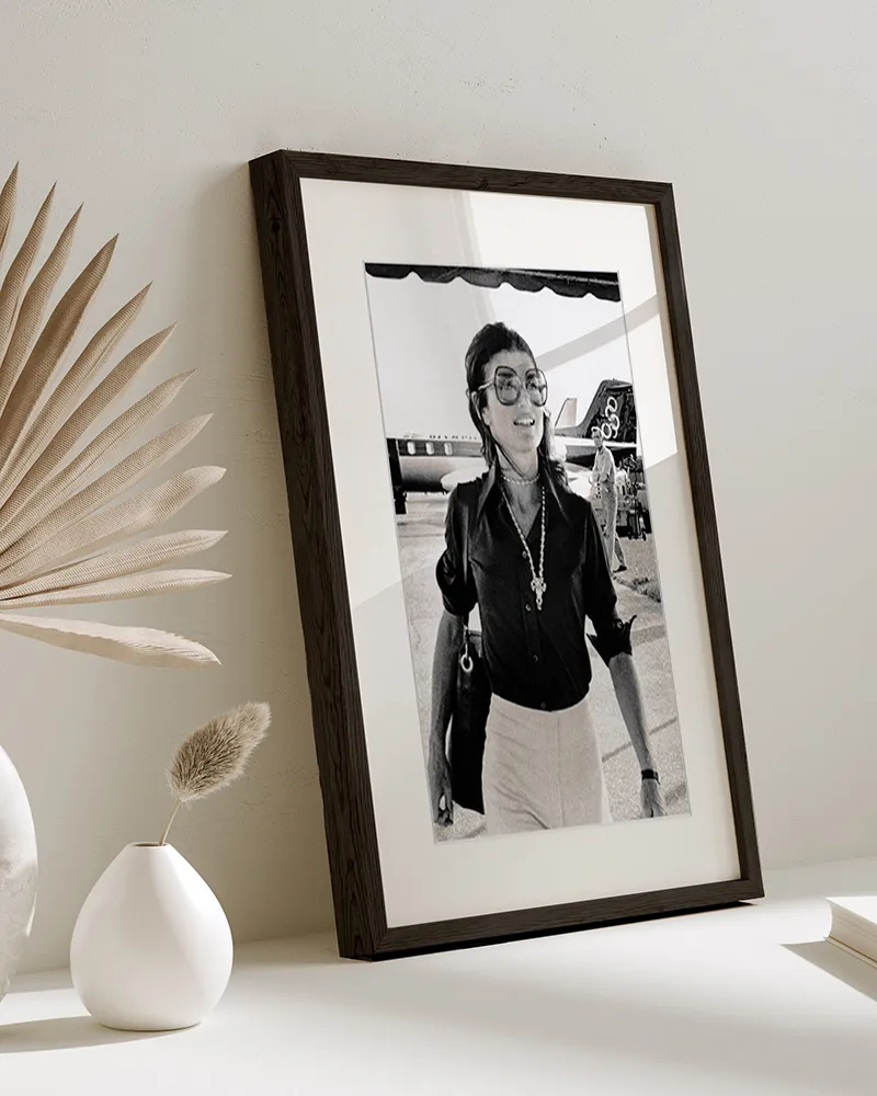Any Image Arrival in Europe Jackie Kennedy affiche encadrée photo