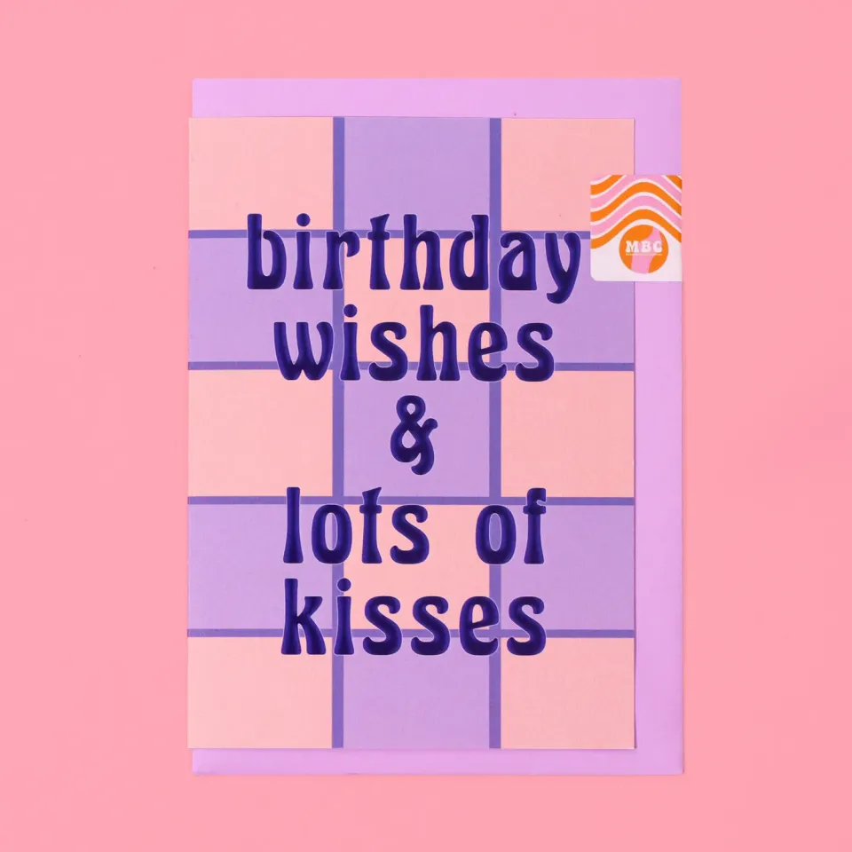 Maddison Ball Birthday Wishes carte A6 carreaux roses