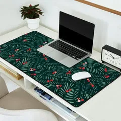 Society6 Winter Christmas Fir tapis de bureau vert sapin
