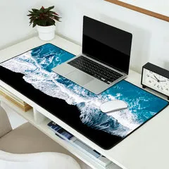 Society6 Waves Iceland tapis de bureau sable noir