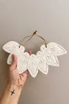 Biankaléone Collier parure pointes de dentelles bijou 13x23 cm