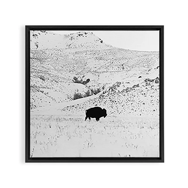 Society6 Black and White Bison toile encadrée hiver