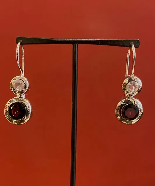 Galerie Kara boucles d'oreilles grenat labradorite argent