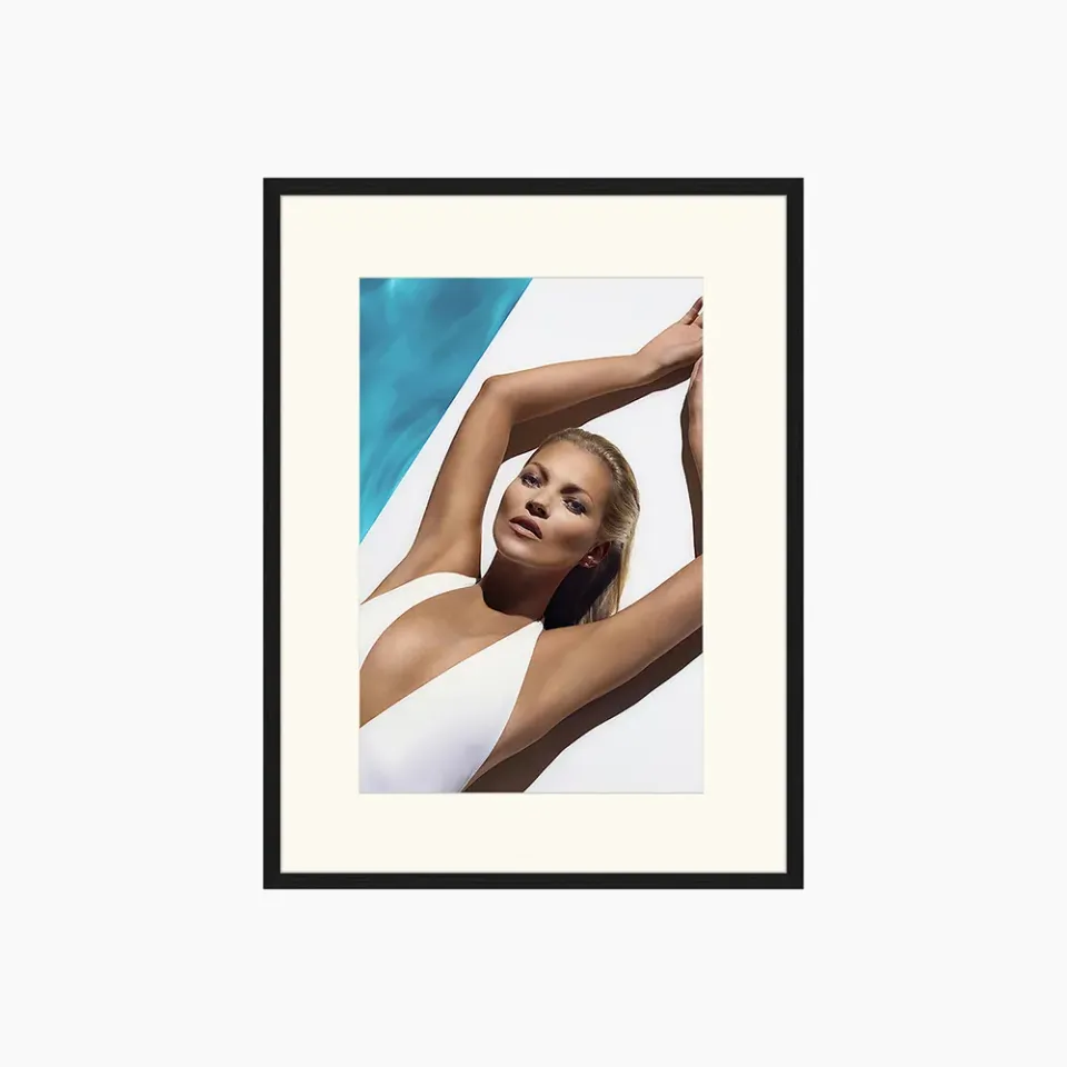 Any Image Kate Moss at the Pool photo encadrée star