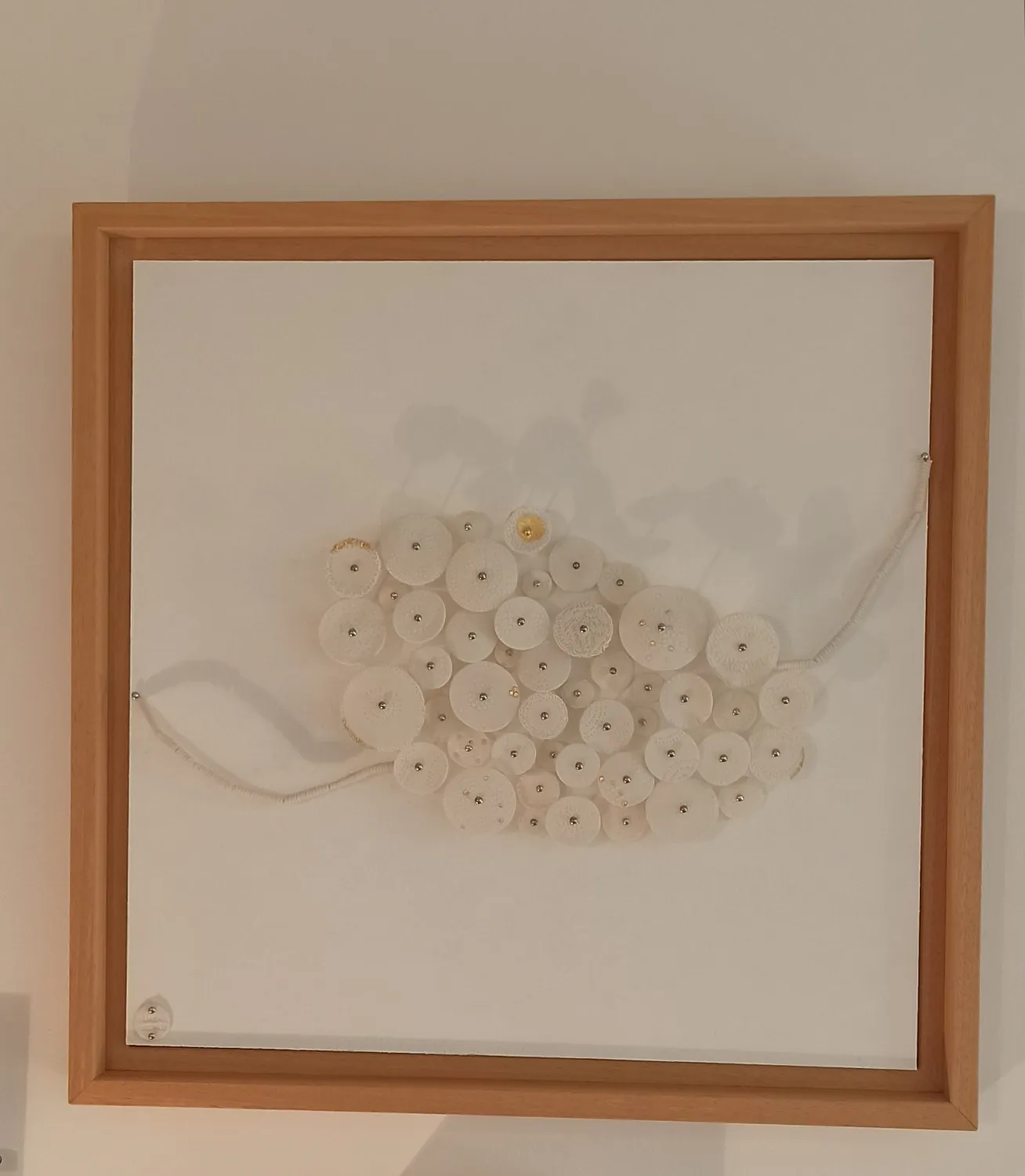 Sandrine Ramona Sans titre tableau porcelaine or 45,5 cm