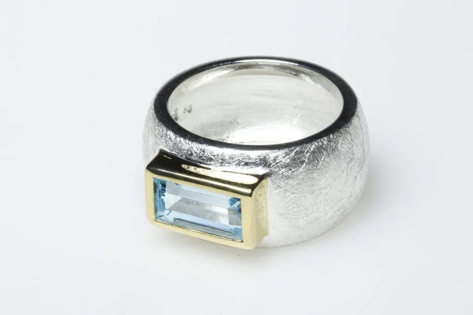 Galerie Kara bague topaze argent brossé vermeil