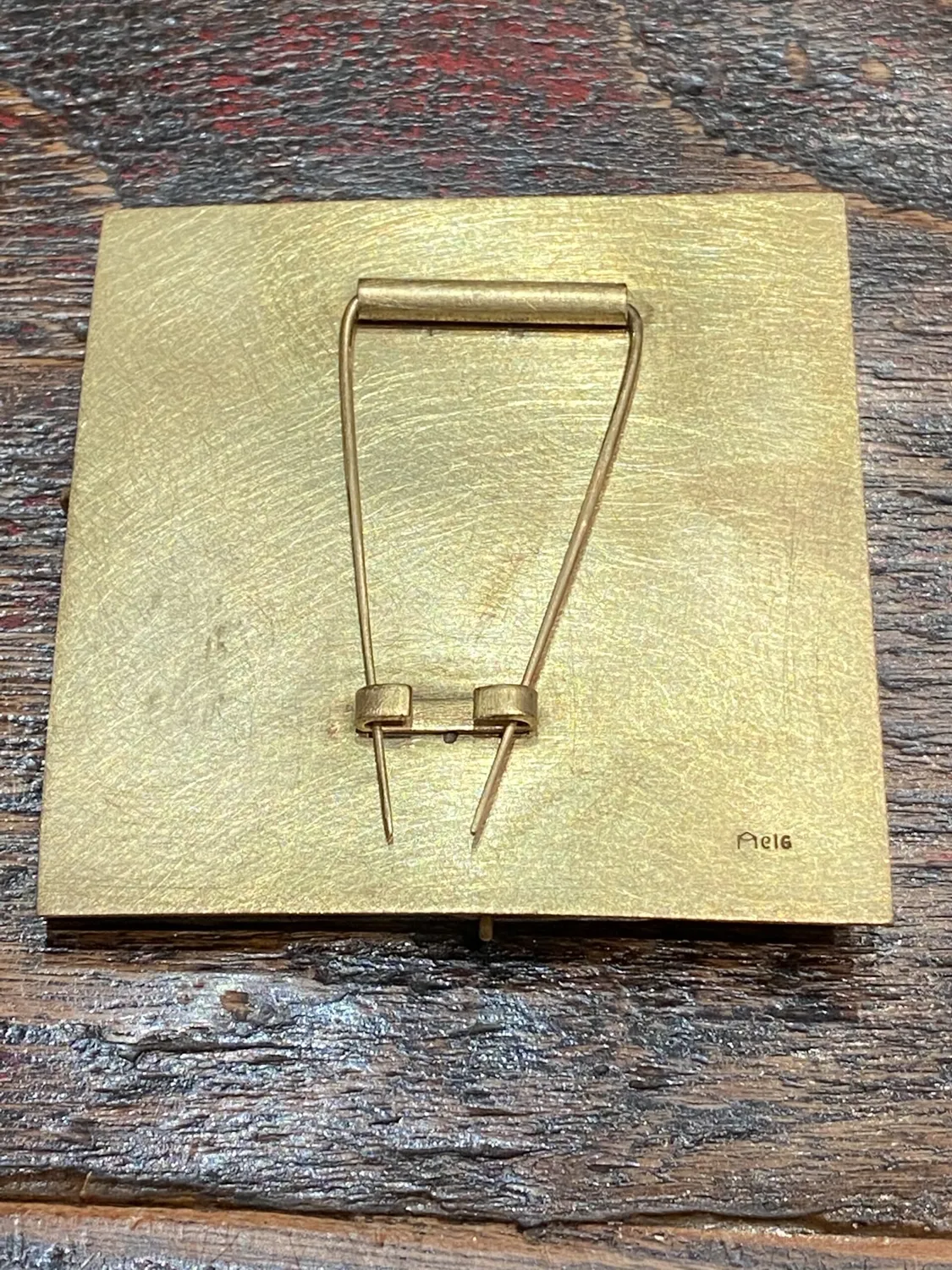 Galerie Kara Meig broche grès émaillé laiton