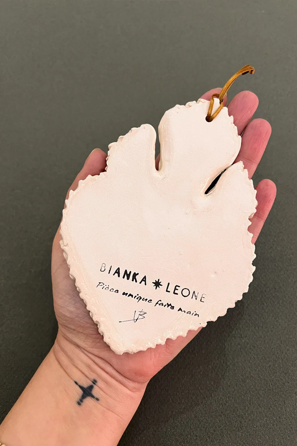 Biankaléone Ex-voto Amour en lettre d'or 10 x 13,5 cm