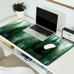 Society6 Mountain Morning 2 tapis bureau forêt brumeuse