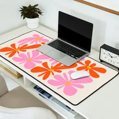 Society6 Bloom Peach Matisse 04 tapis de bureau fleurs corail