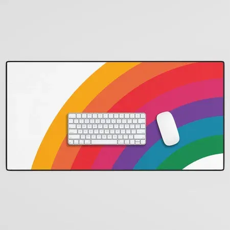 Society6 Retro Bright Rainbow Left Side tapis de bureau