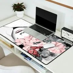 Society6 WOMAN WITH FLOWERS 10 tapis de bureau floral