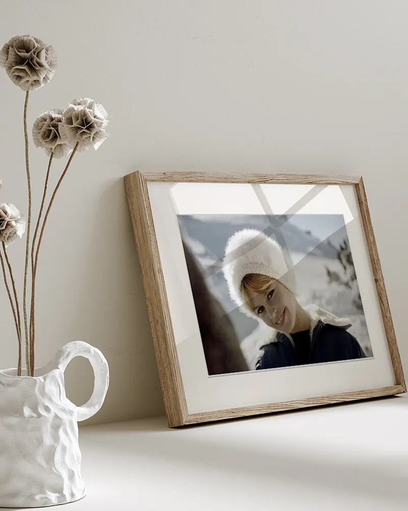 Any Image Brigitte Bardot Loves Winter photo encadrée icône cinéma