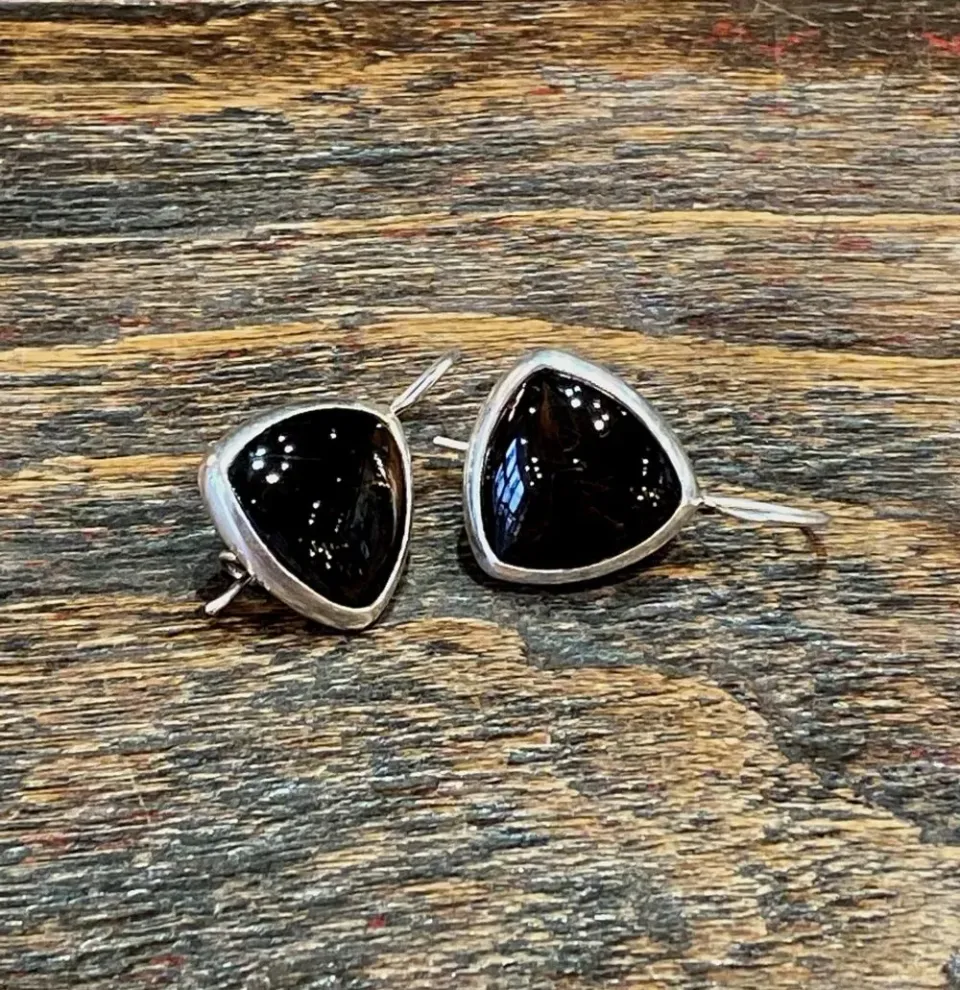 Galerie Kara Delta boucles péridot quartz fumé argent
