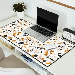 Society6 Terrazzo Natural tapis de bureau beige doré