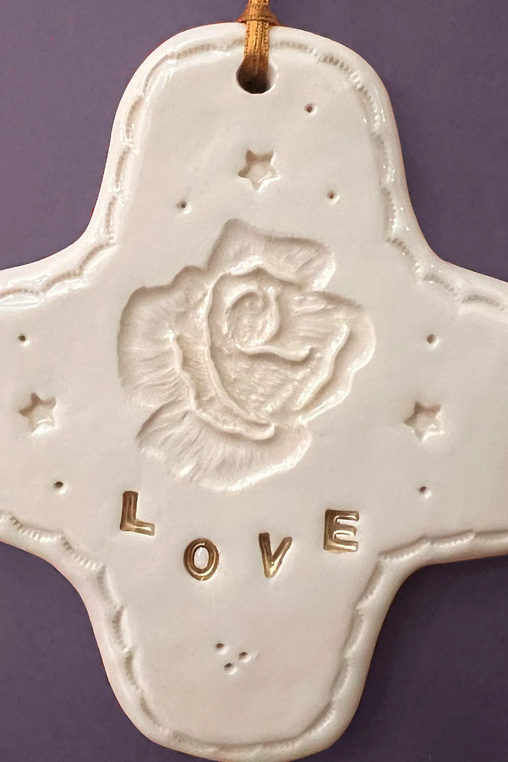 Biankaléone Croix Love à la rose 9,5x9,5 cm
