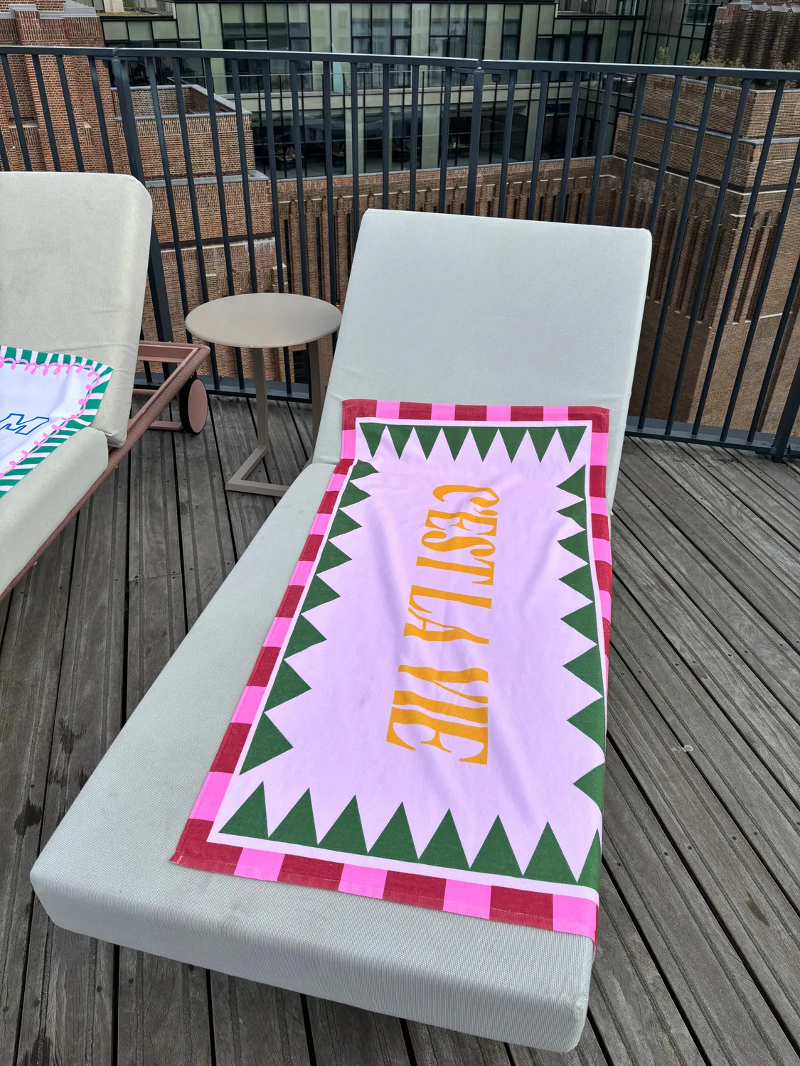 Maddison Ball C'est La Vie serviette plage 70x140 cm