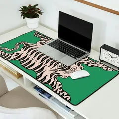 Society6 Tiger Green tapis de bureau tigre fond vert