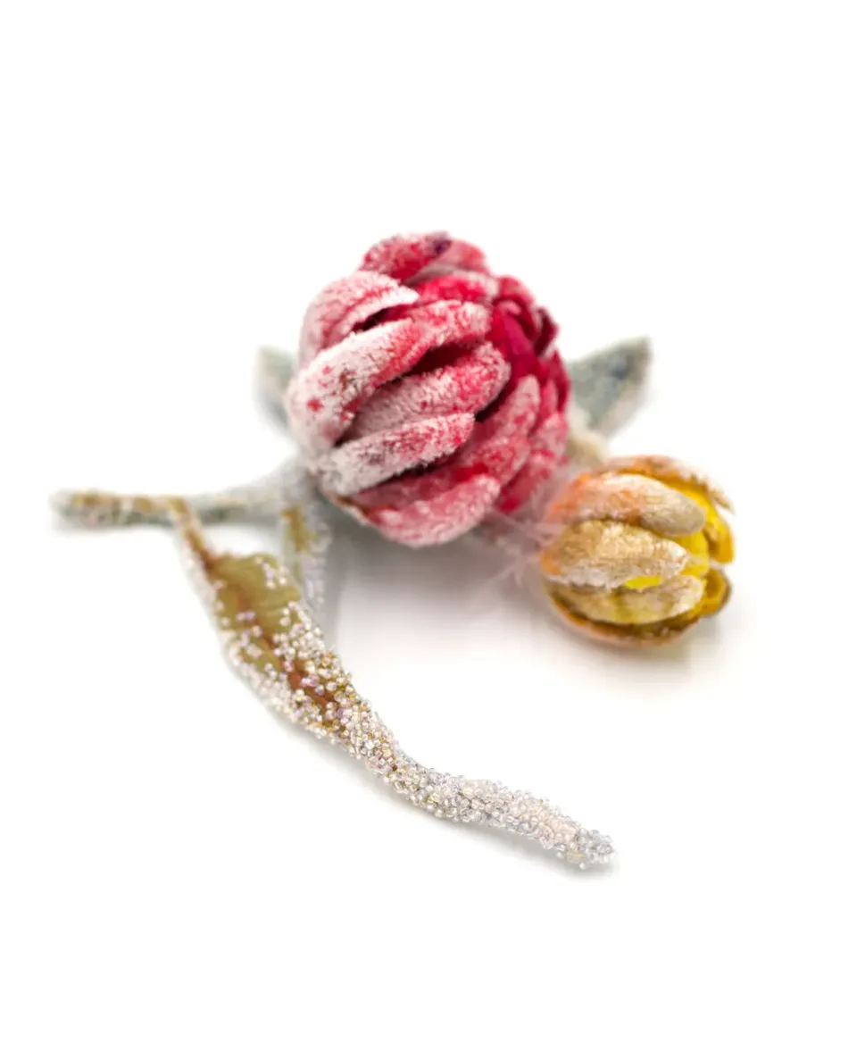 Galerie Kara broche Frederika Isabelle Mariana textile
