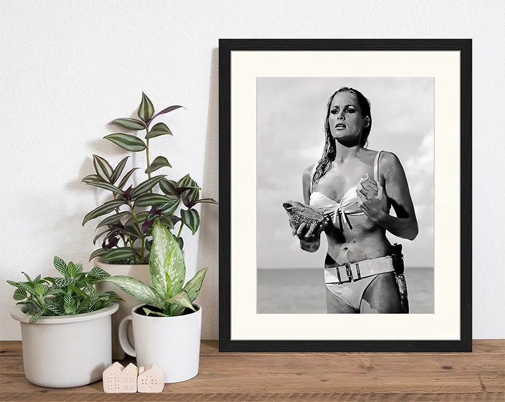 Jacob Baden Ursula Andress Dr No photo encadrée