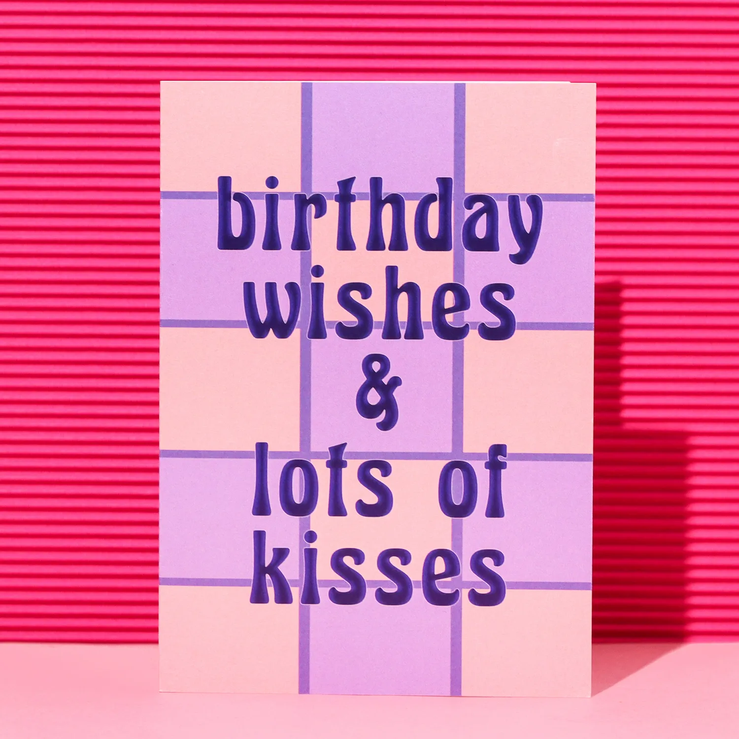Maddison Ball Birthday Wishes carte A6 carreaux roses