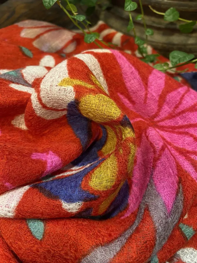 Galerie Kara Epice Poppy étole laine tissée main