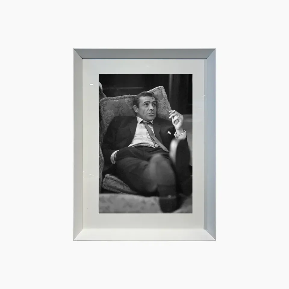 Any Image Sean Connery Relax photo encadrée 55x75 N&B