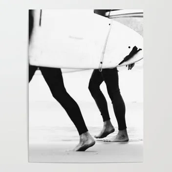 Society6 Catch a Wave 3 affiche encadrée surf noir blanc