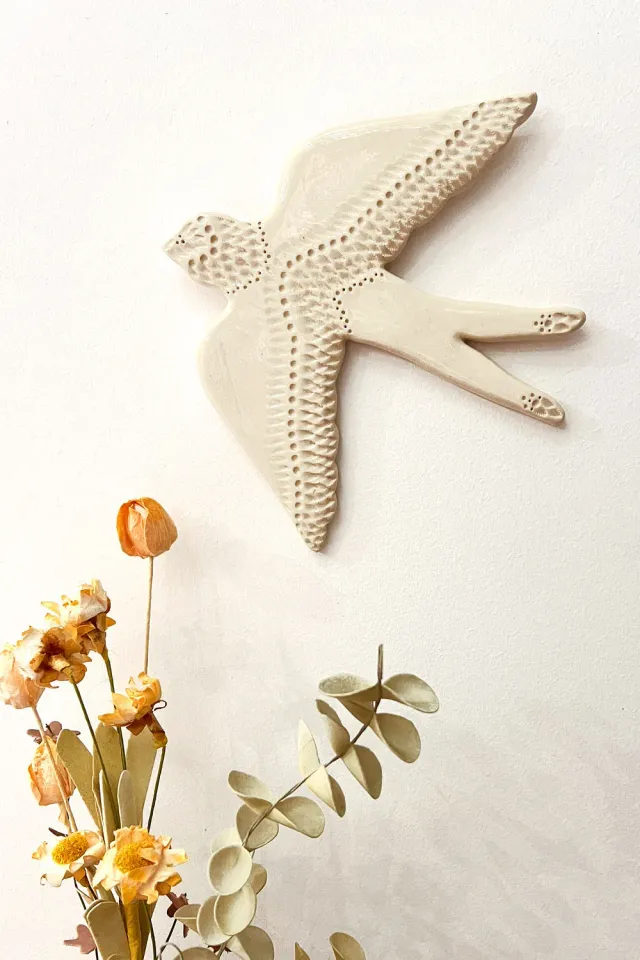 Biankaléone Hirondelle au fin décor 17x19 cm