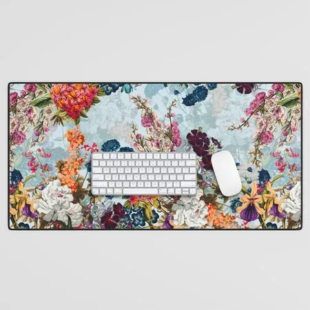 Society6 Summer Botanical Garden VIII tapis de bureau floral