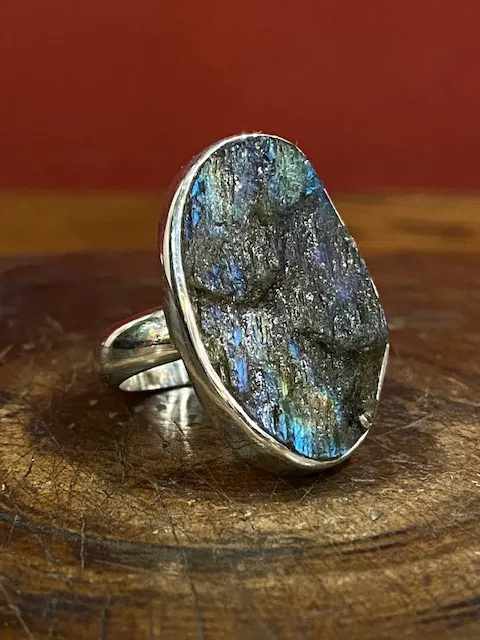 Galerie Kara bague argent labradorite brute pierre naturelle