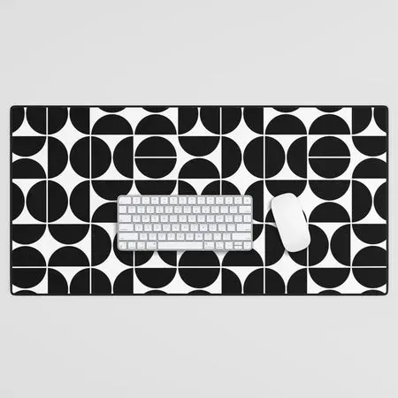 Society6 Mid Century Geometric 04 tapis de bureau