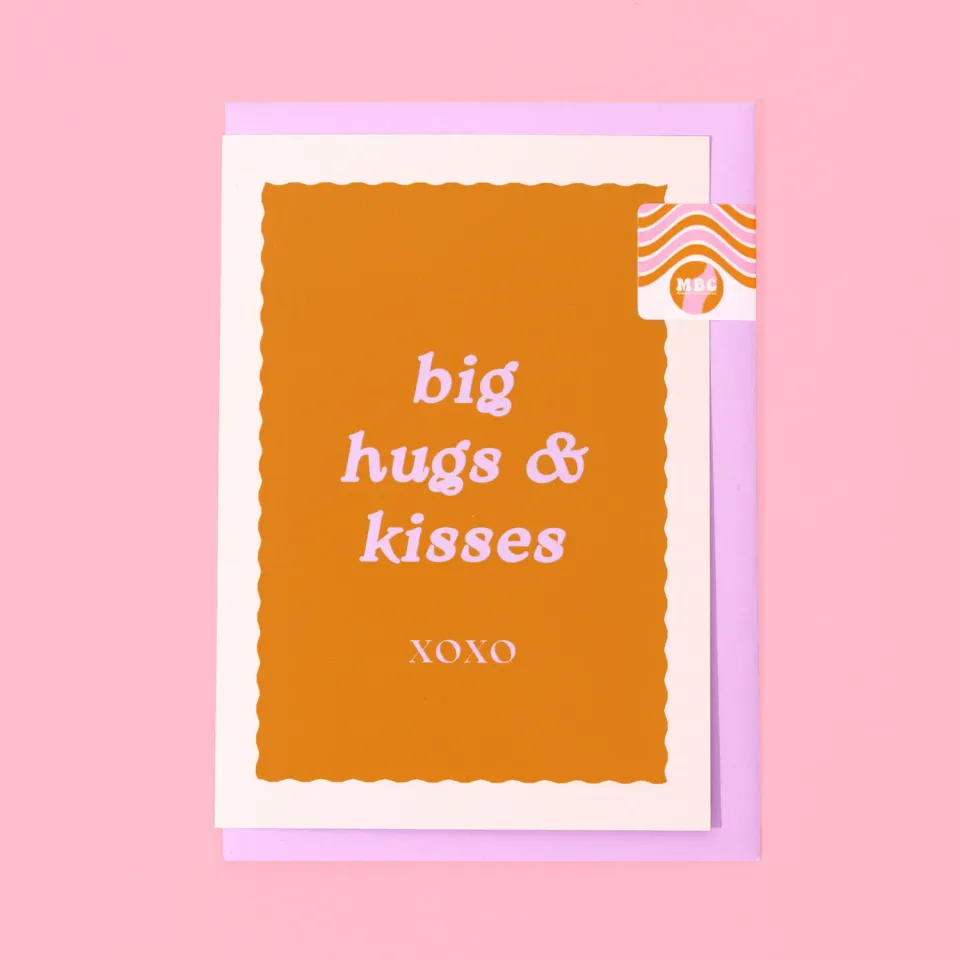 Maddison Ball A6 Big Hugs & Kisses carte jaune et lilas