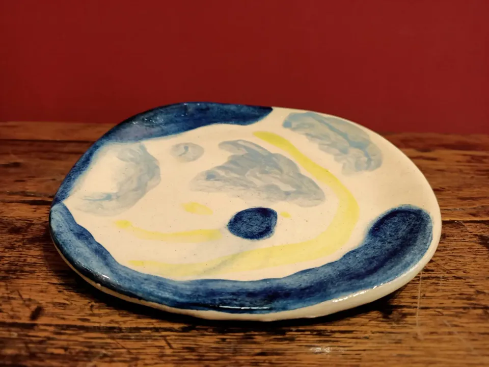 Galerie Kara Heloise Bariol assiette terre vernisee fait main