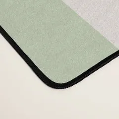 Society6 Pastel Green Vertical Stripes tapis de bureau rayures sauge