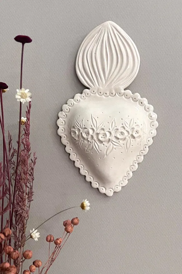 Biankaléone Ex-voto bombé couronne fleurie 10 x 17 cm