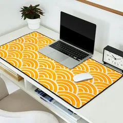Society6 Seigaiha Marigold tapis de bureau vagues crème