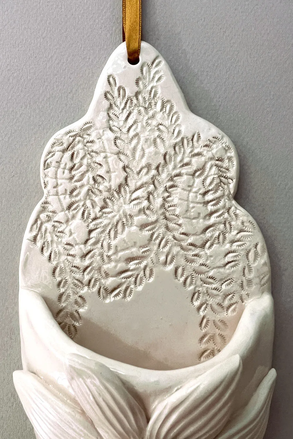 Biankaléone Vase bénitier à la fleur mural 10 x 20 cm