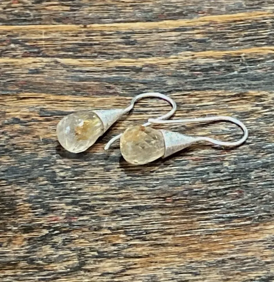 Galerie Kara Oro boucles d'oreilles quartz rutilé argent