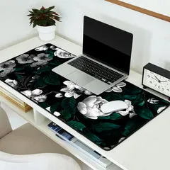 Society6 Botanical Night tapis de bureau roses nuit