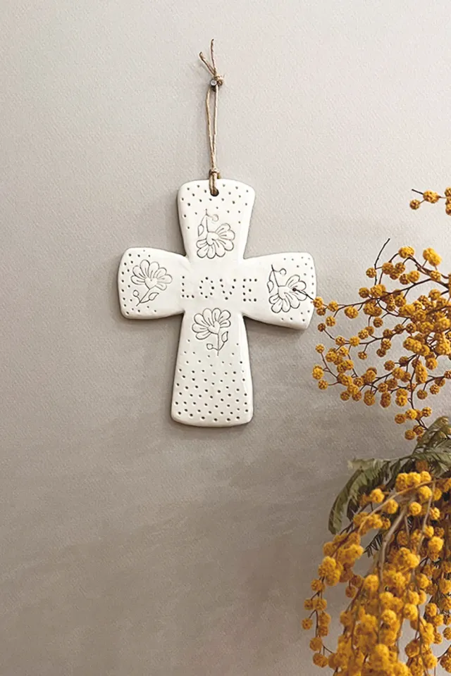 Biankaléone Croix Love aux quatre fleurs croix 11,5 x 14 cm