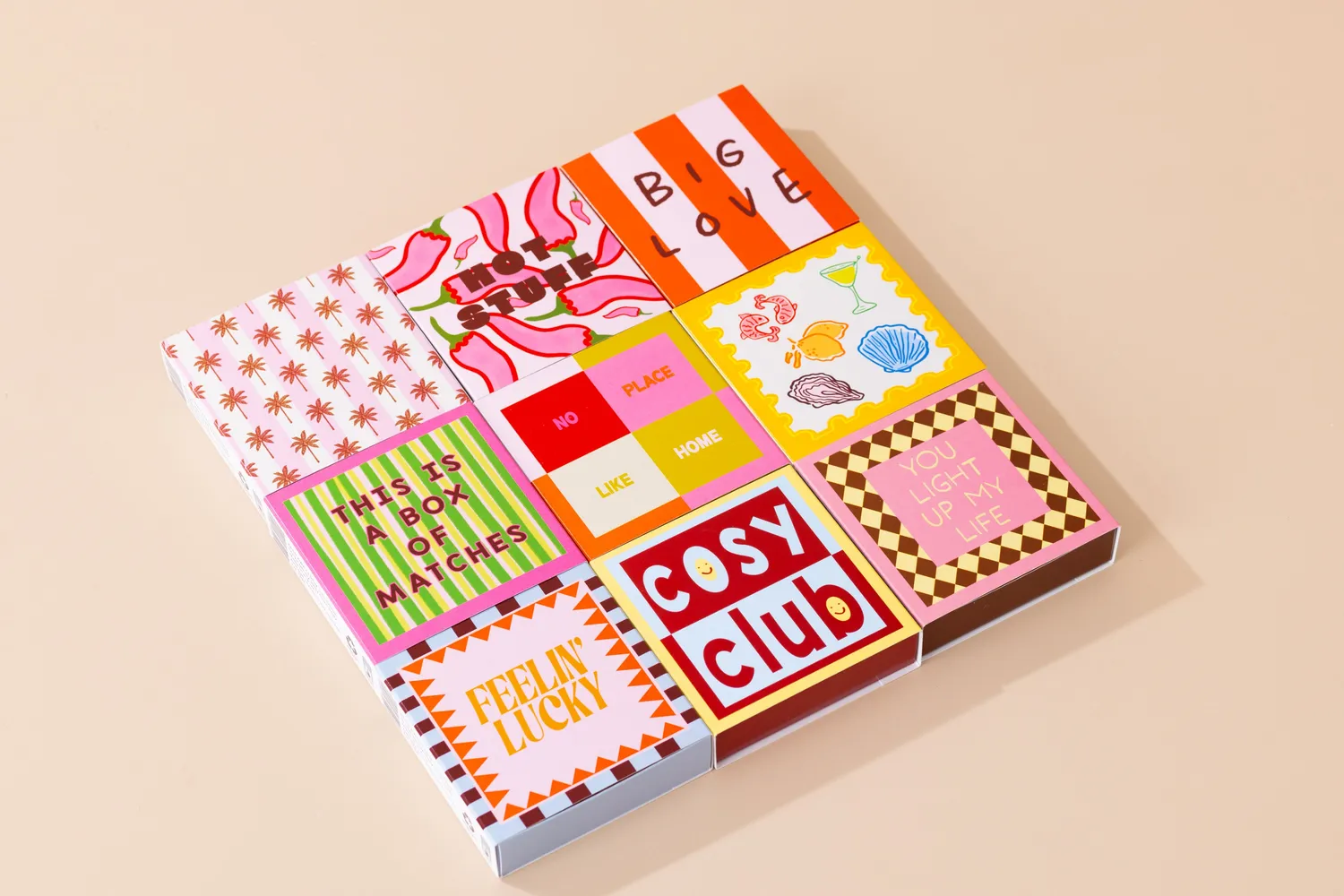 Maddison Ball Palm Tree Stripe boîte d’allumettes embouts roses