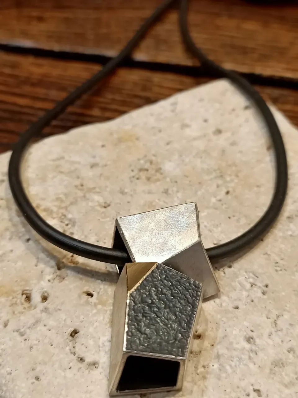 Galerie Kara pendentif Atelier Gilmar argent 925 et or 18 carats