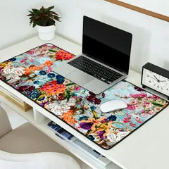 Society6 Summer Botanical Garden VIII tapis de bureau floral