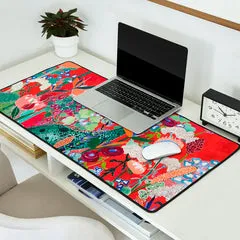 Society6 Jungle Garden Botanical tapis de bureau rouge