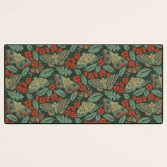 Society6 Moths in Emerald Twilight tapis de bureau émeraude