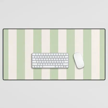 Society6 Pastel Green Vertical Stripes tapis de bureau rayures sauge