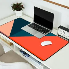 Society6 Geometric 1713 tapis de bureau triangles