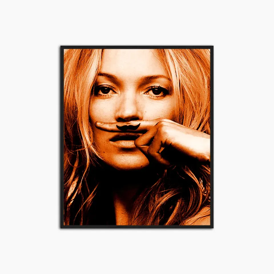 Any Image Kate Moss in Warm Orange toile encadrée